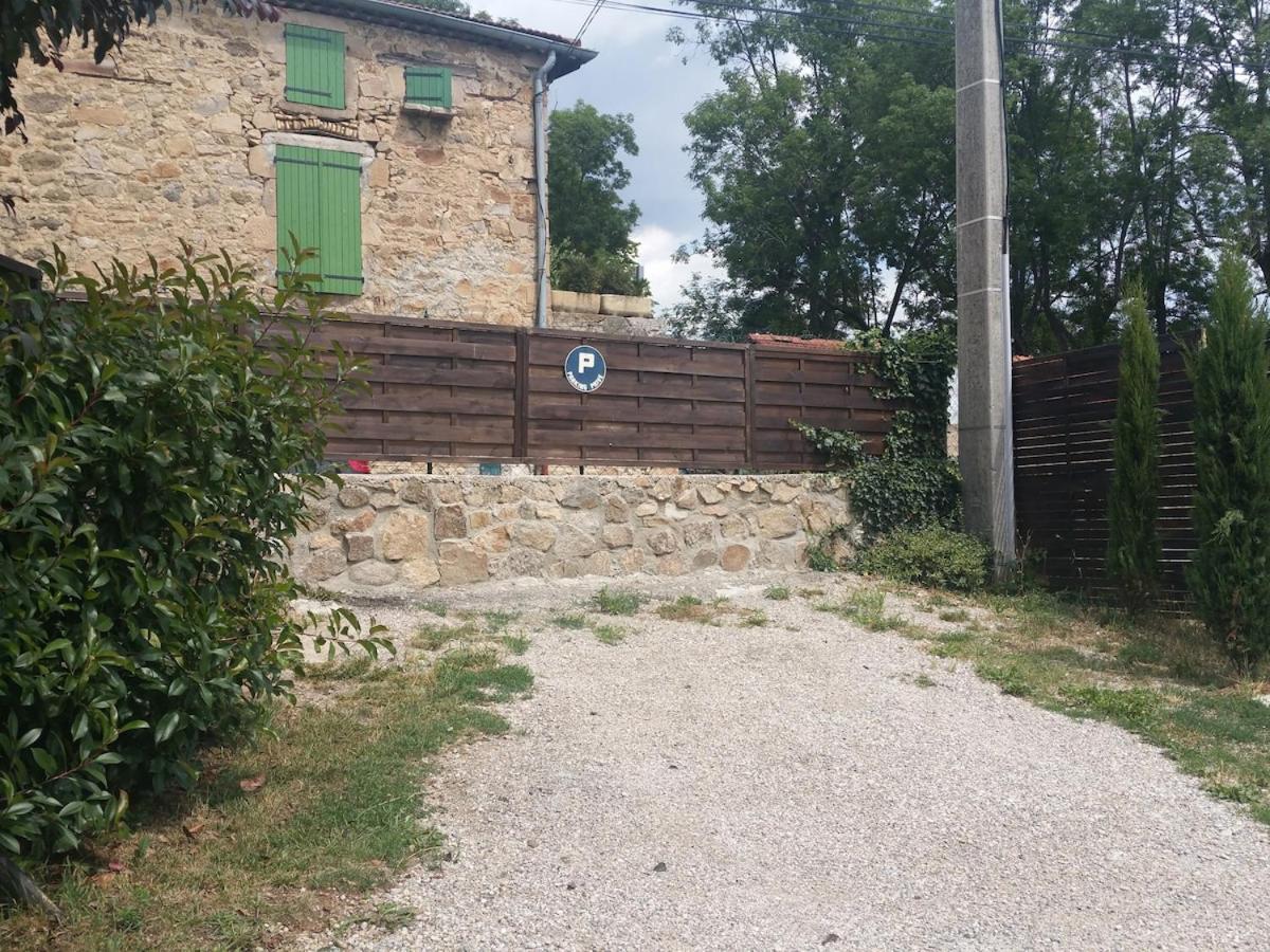 Gite Tante Jeanne Peaugres Exterior foto